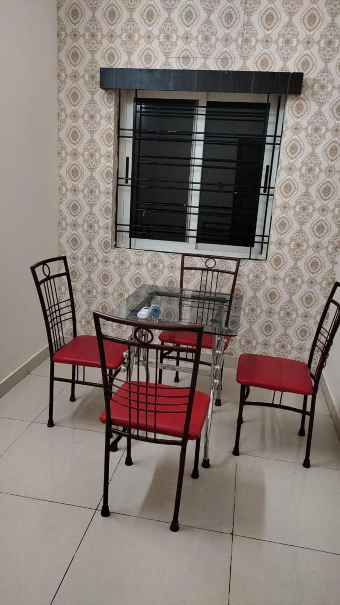 Goroomgo Blue Bell Bhubaneswar - Well Decorated Room -Wifi And Parking Facilities Available Exterior foto